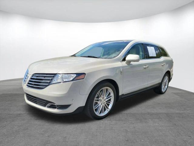 2019 Lincoln MKT Reserve
