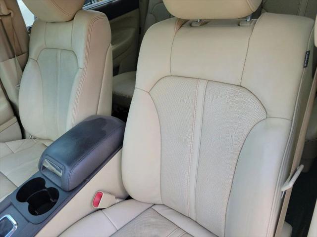 2019 Lincoln MKT Reserve