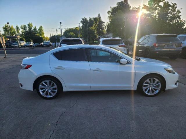 2018 Acura ILX Base