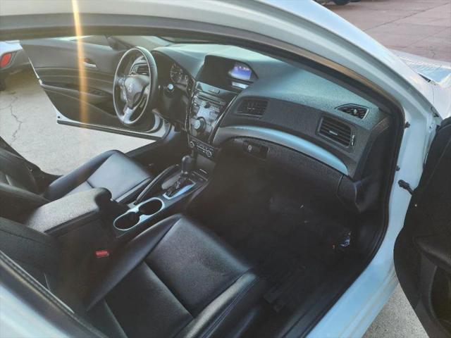 2018 Acura ILX Base