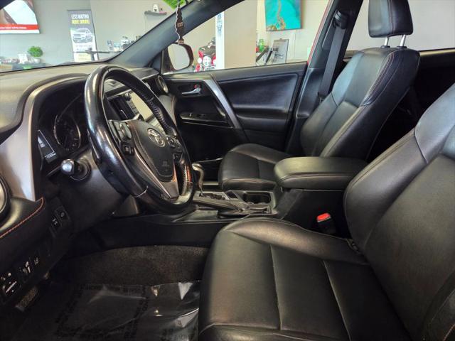 2016 Toyota RAV4 SE
