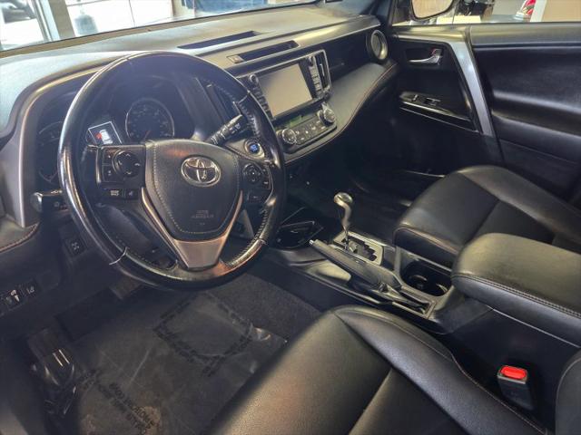 2016 Toyota RAV4 SE