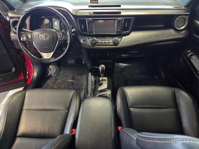 2016 Toyota RAV4 SE