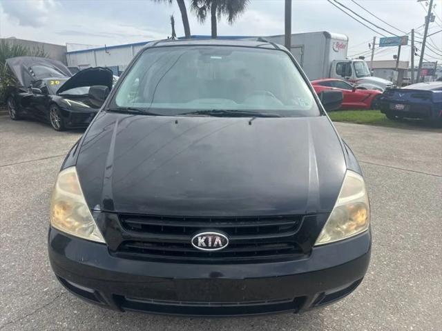 2010 Kia Sedona LX