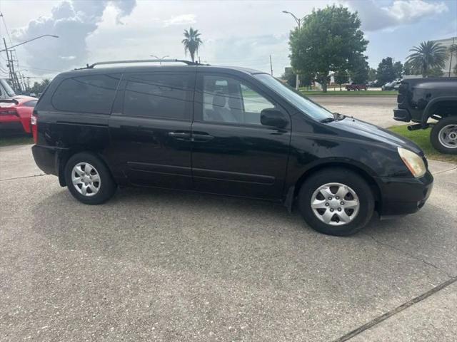 2010 Kia Sedona LX
