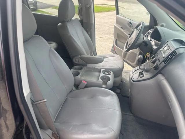 2010 Kia Sedona LX