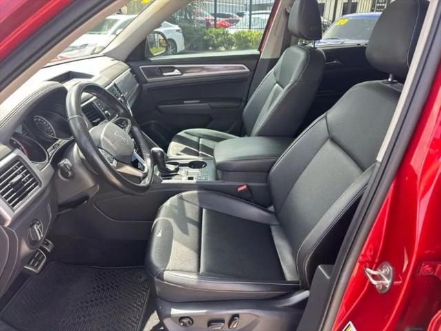 2021 Volkswagen Atlas 3.6L V6 SE w/Technology R-Line