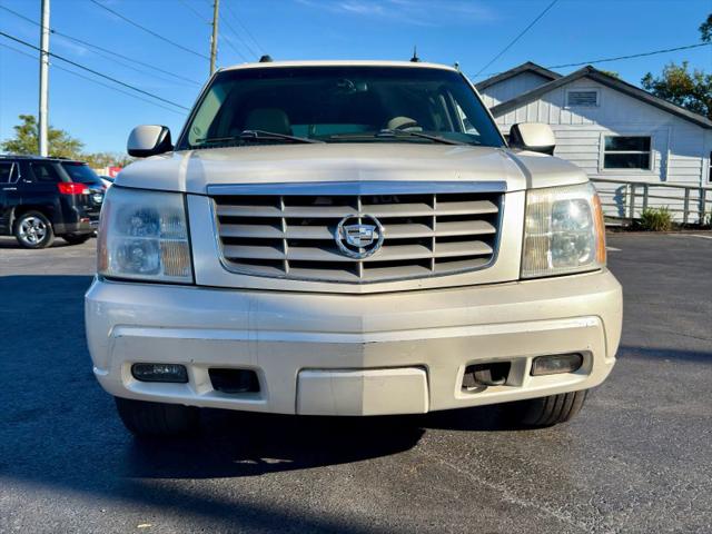 2005 Cadillac Escalade ESV Standard