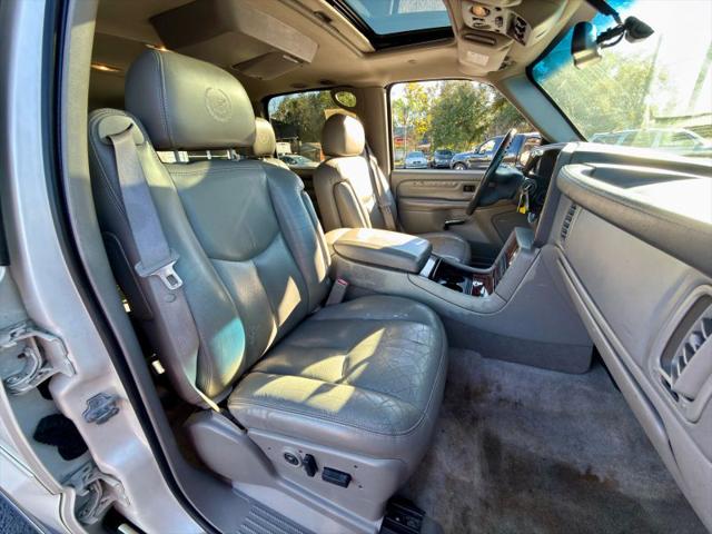 2005 Cadillac Escalade ESV Standard