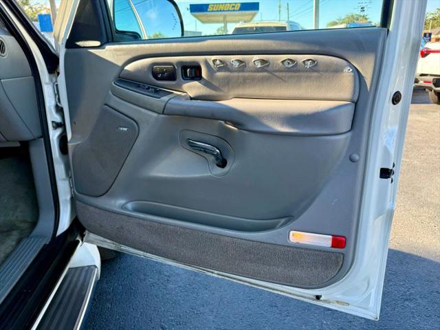 2005 Cadillac Escalade ESV Standard