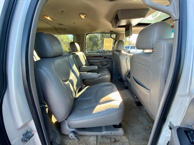 2005 Cadillac Escalade ESV Standard