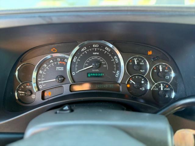 2005 Cadillac Escalade ESV Standard