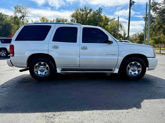 2003 Cadillac Escalade Standard