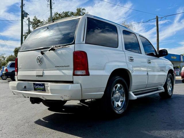 2003 Cadillac Escalade Standard