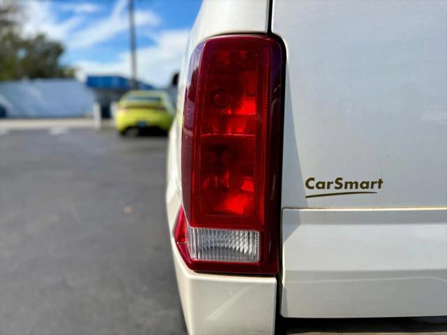 2003 Cadillac Escalade Standard