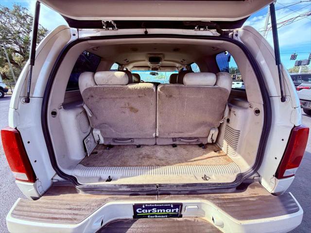 2003 Cadillac Escalade Standard