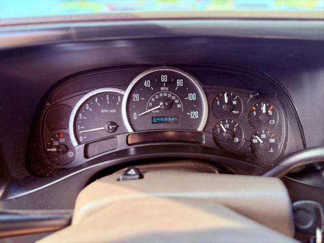 2003 Cadillac Escalade Standard