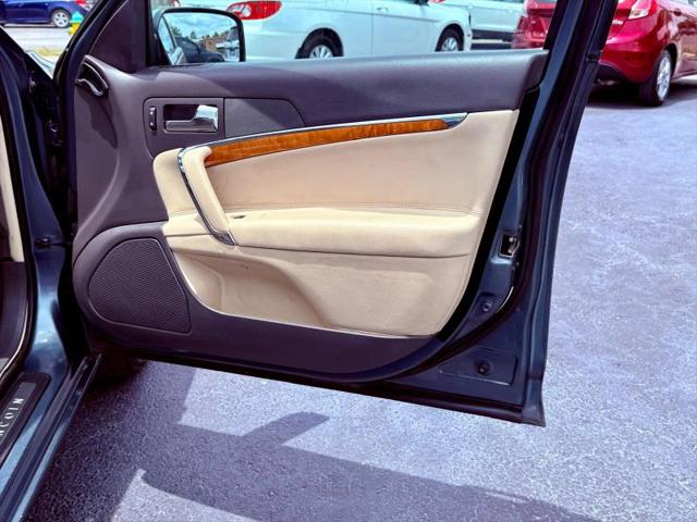 2011 Lincoln MKZ Base