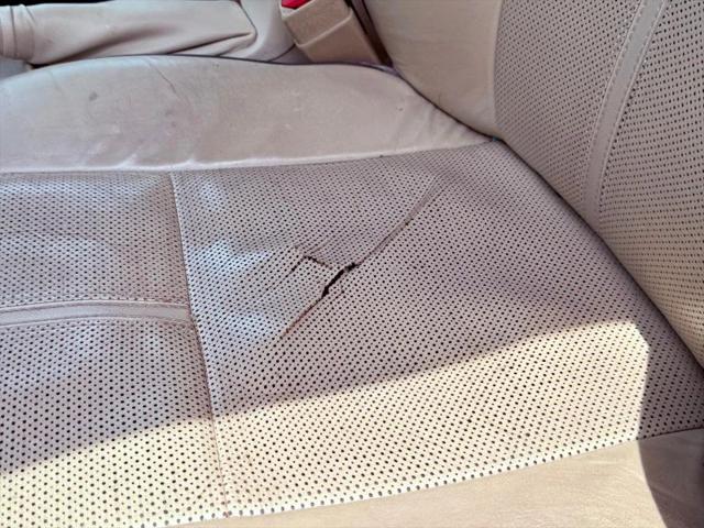 2011 Lincoln MKZ Base