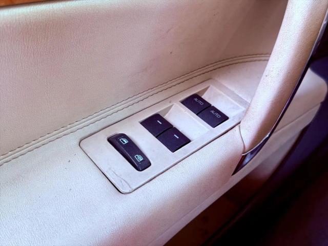 2011 Lincoln MKZ Base