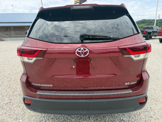 2019 Toyota Highlander SE
