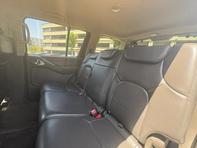 2011 Nissan Pathfinder S