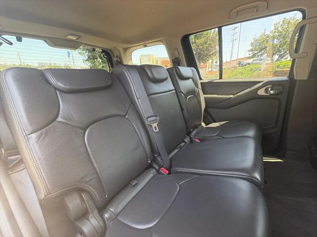 2011 Nissan Pathfinder S