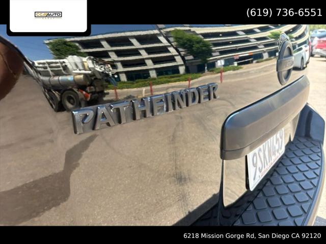 2011 Nissan Pathfinder S