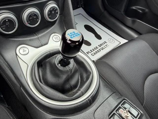 2009 Nissan 370Z Base