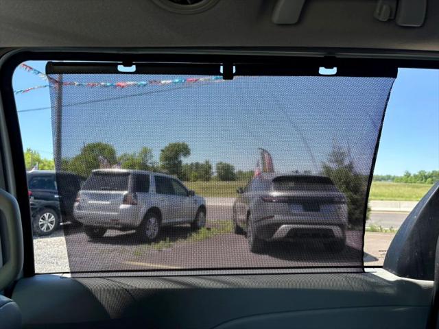 2013 Toyota Sienna XLE V6 8 Passenger