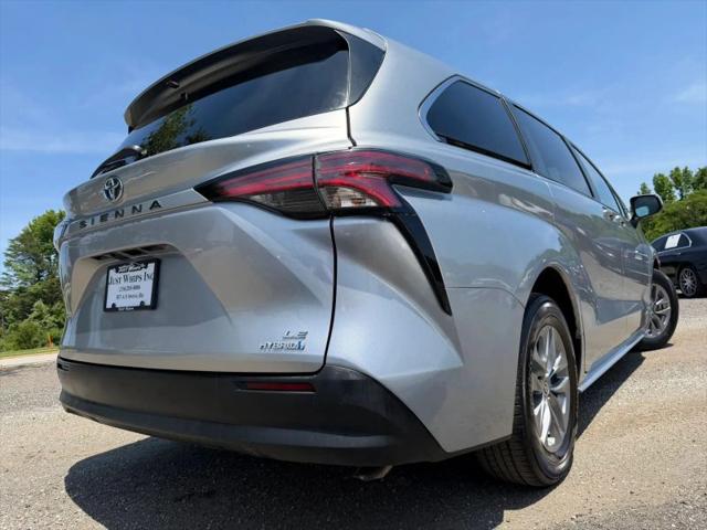2021 Toyota Sienna LE