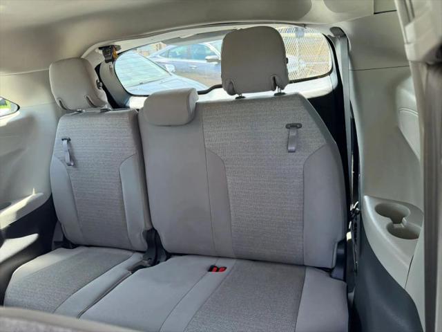 2021 Toyota Sienna LE