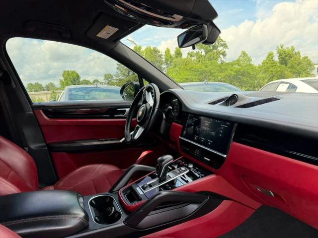 2020 Porsche Cayenne Base