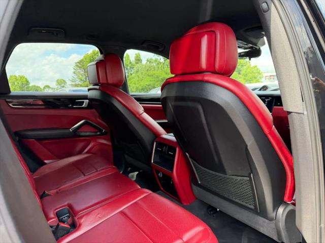 2020 Porsche Cayenne Base
