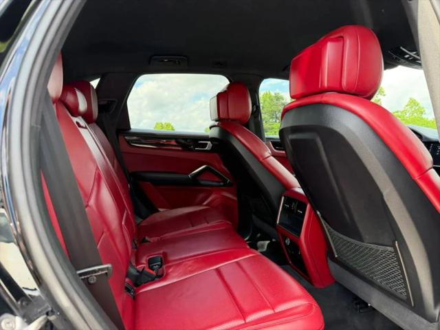 2020 Porsche Cayenne Base