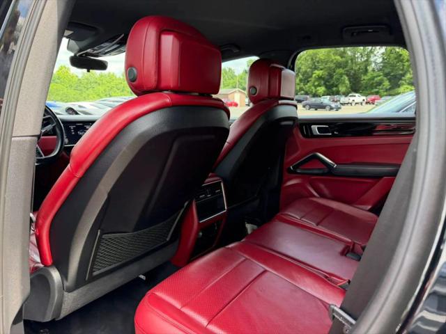 2020 Porsche Cayenne Base