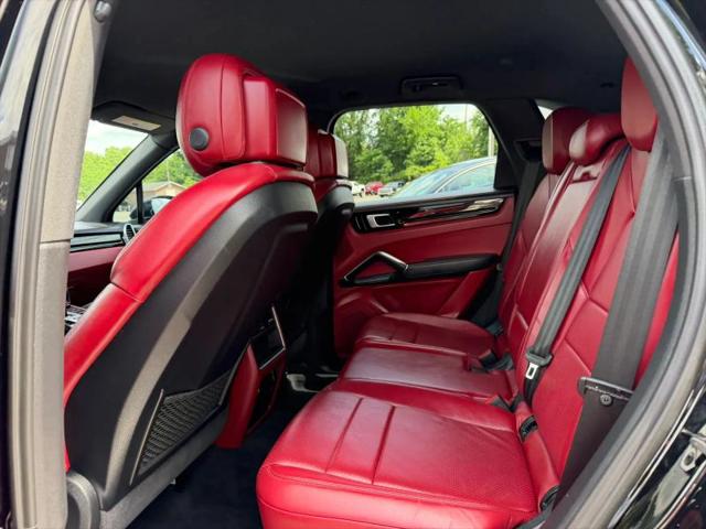 2020 Porsche Cayenne Base