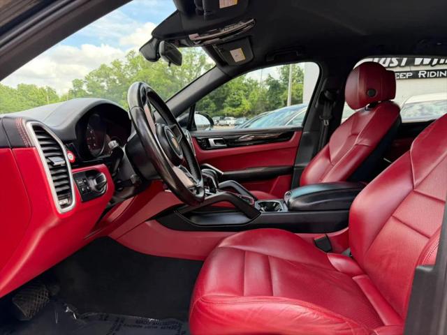 2020 Porsche Cayenne Base