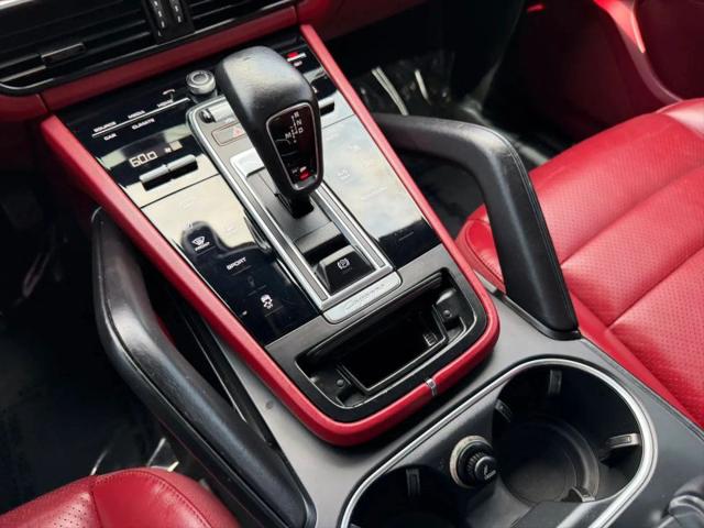 2020 Porsche Cayenne Base