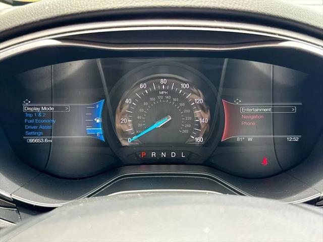 2020 Ford Fusion SE