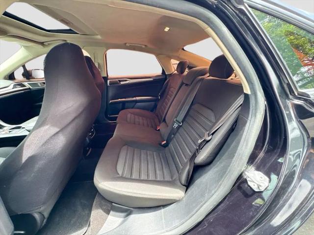 2020 Ford Fusion SE