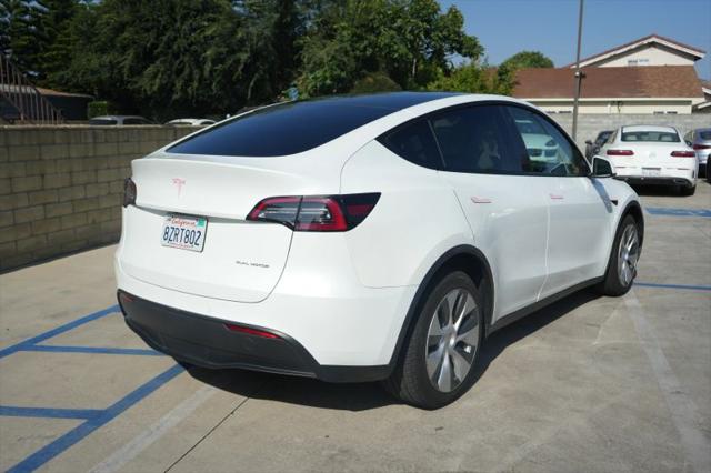2022 Tesla Model Y Long Range Dual Motor All-Wheel Drive