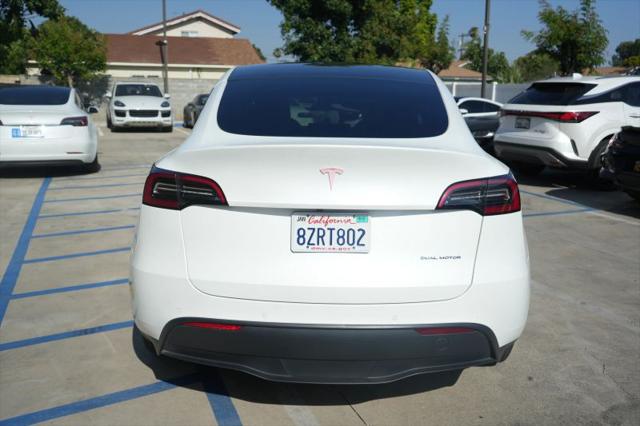 2022 Tesla Model Y Long Range Dual Motor All-Wheel Drive