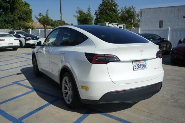 2022 Tesla Model Y Long Range Dual Motor All-Wheel Drive