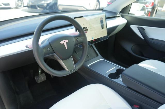 2022 Tesla Model Y Long Range Dual Motor All-Wheel Drive