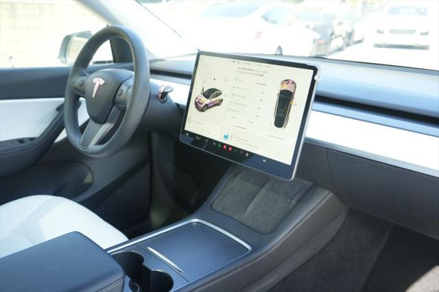 2022 Tesla Model Y Long Range Dual Motor All-Wheel Drive