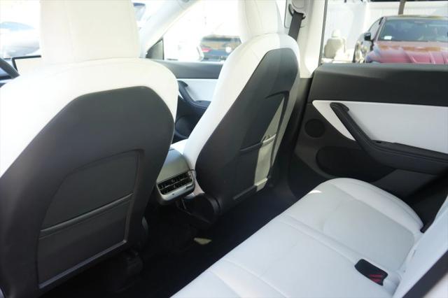 2022 Tesla Model Y Long Range Dual Motor All-Wheel Drive