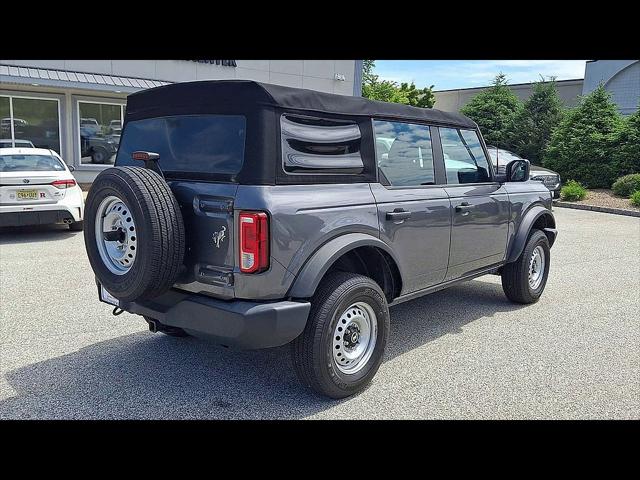 2021 Ford Bronco Base