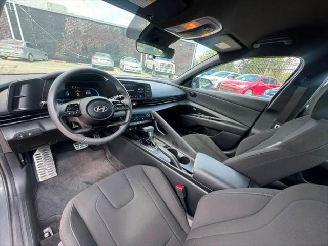 2025 Hyundai Elantra SEL Sport