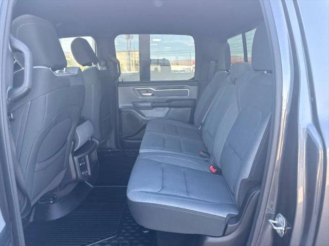 2021 Ram 1500 Big Horn Crew Cab 4x4 5'7" Box